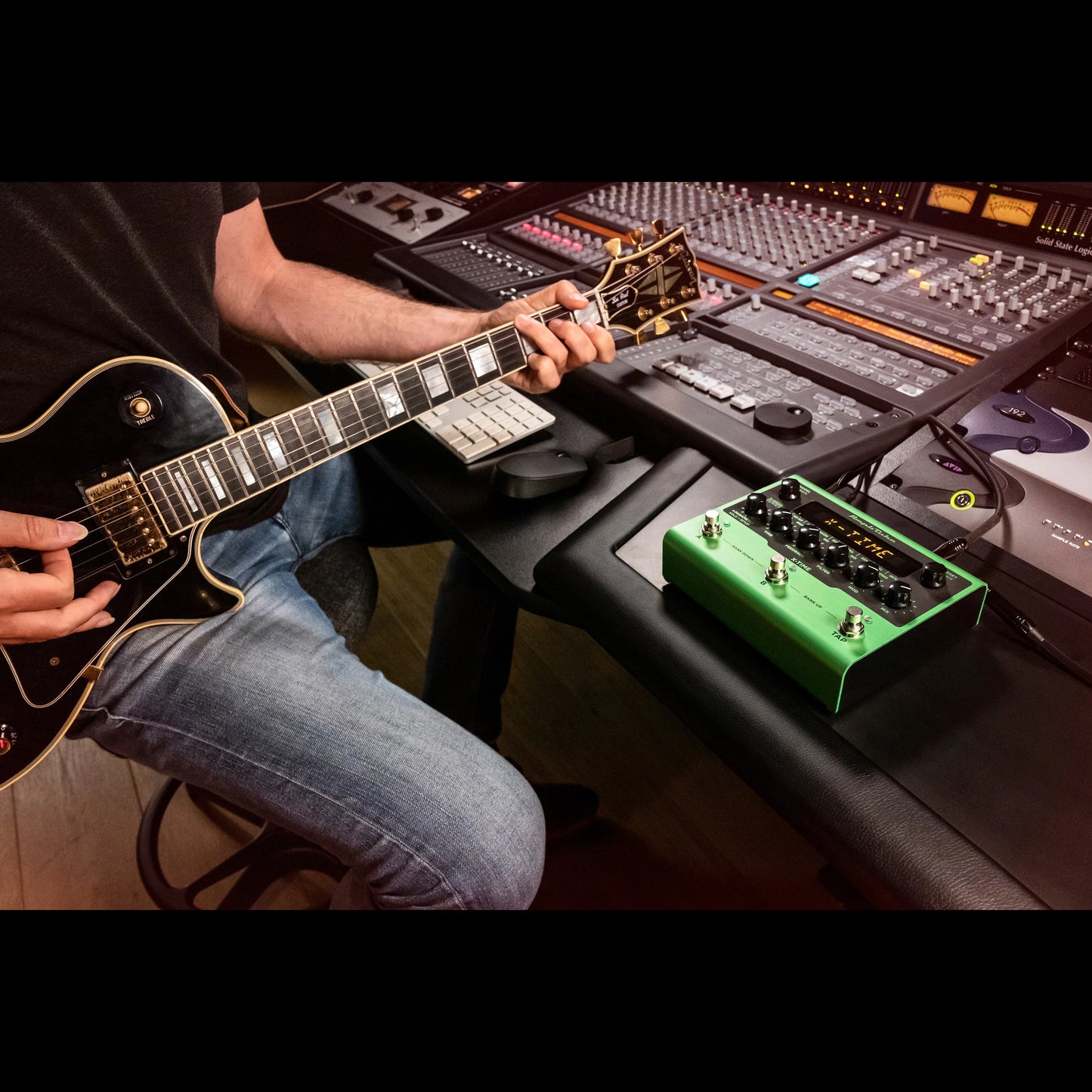 IK Multimedia X-Time pédale d'effet avec interface audio